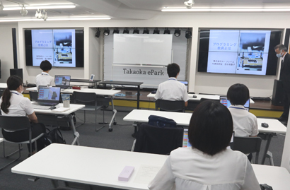 セミナー、スクールでのプロジェクターの代わりとして